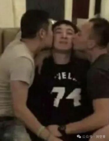 娱乐圈吃瓜爆料纹身哥,娱乐圈神秘人物的真实身份大揭秘